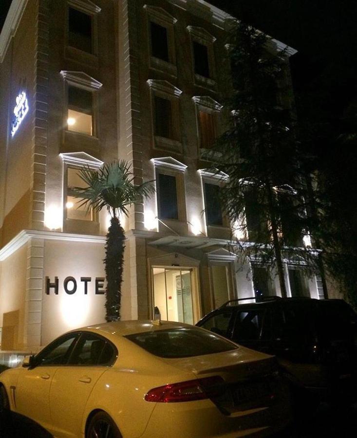 Soleo Hotel Tirana Esterno foto
